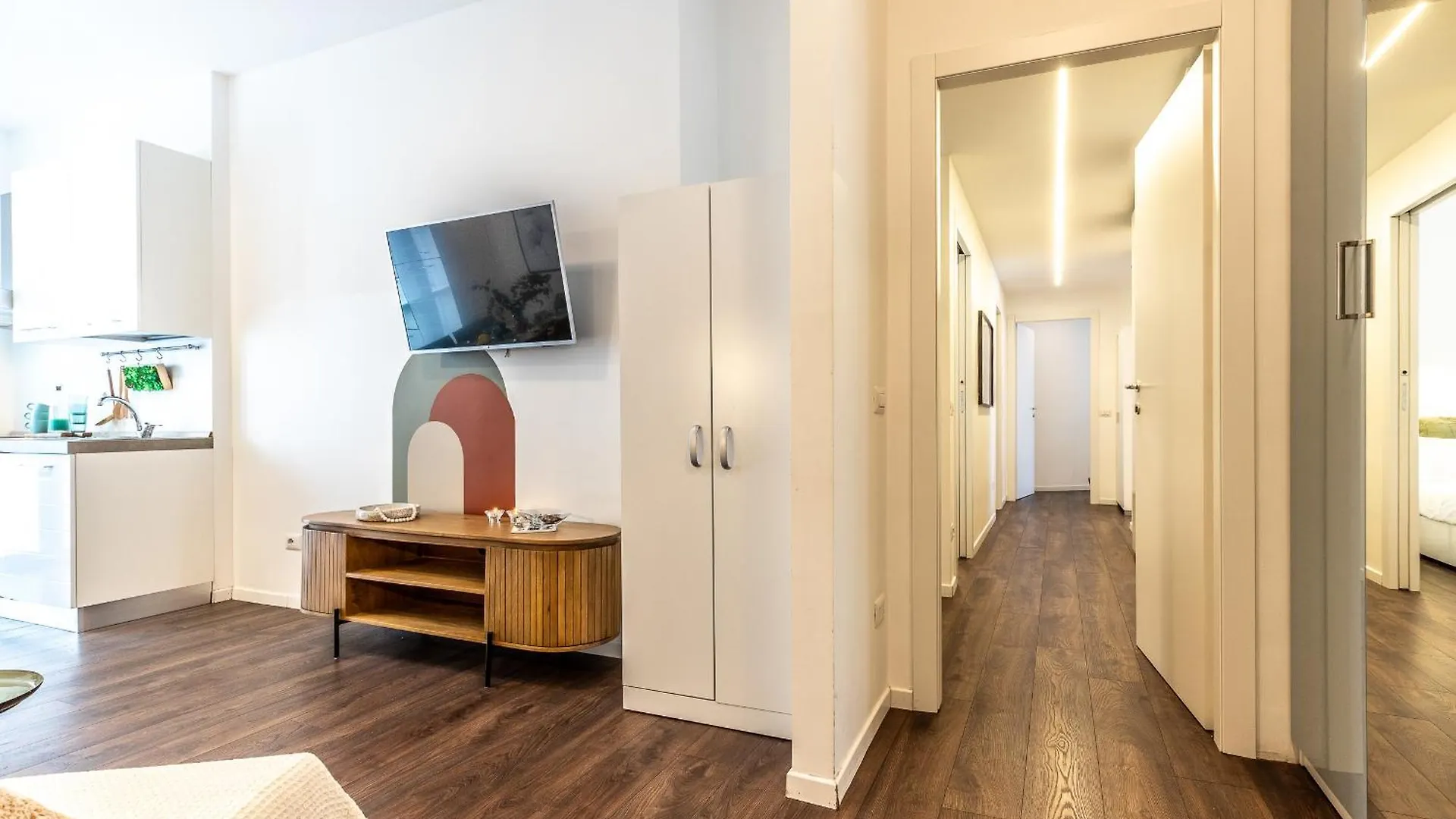 Stayeasy Cavalcanti - 3 Bedrooms, 2 Baths - Central Station Milan 0*,