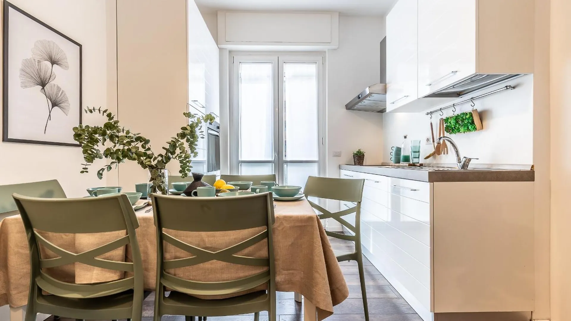 Apartment Stayeasy Cavalcanti - 3 Bedrooms, 2 Baths - Central Station Milan Italy