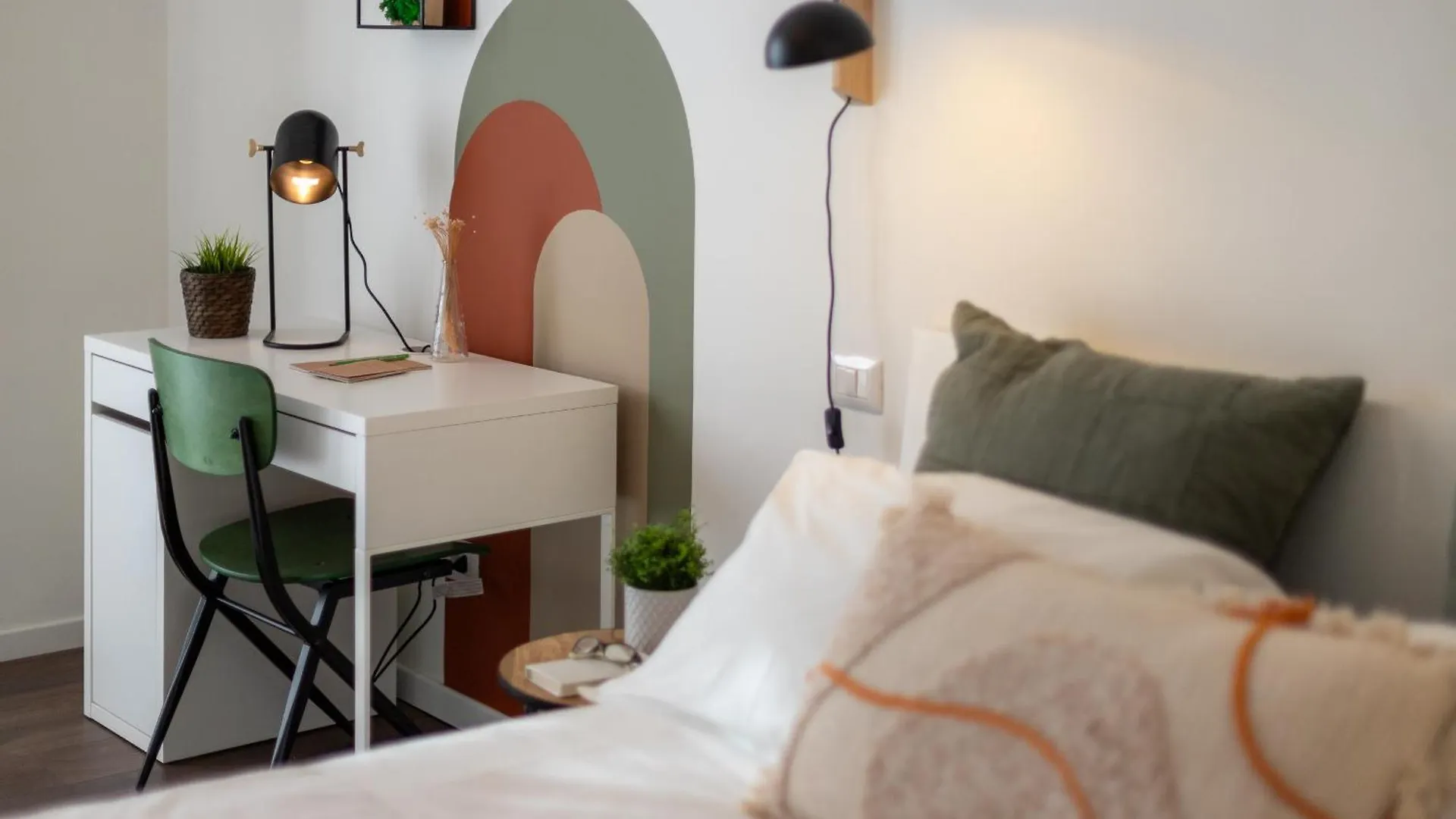 Stayeasy Cavalcanti - 3 Bedrooms, 2 Baths - Central Station Milan Apartment