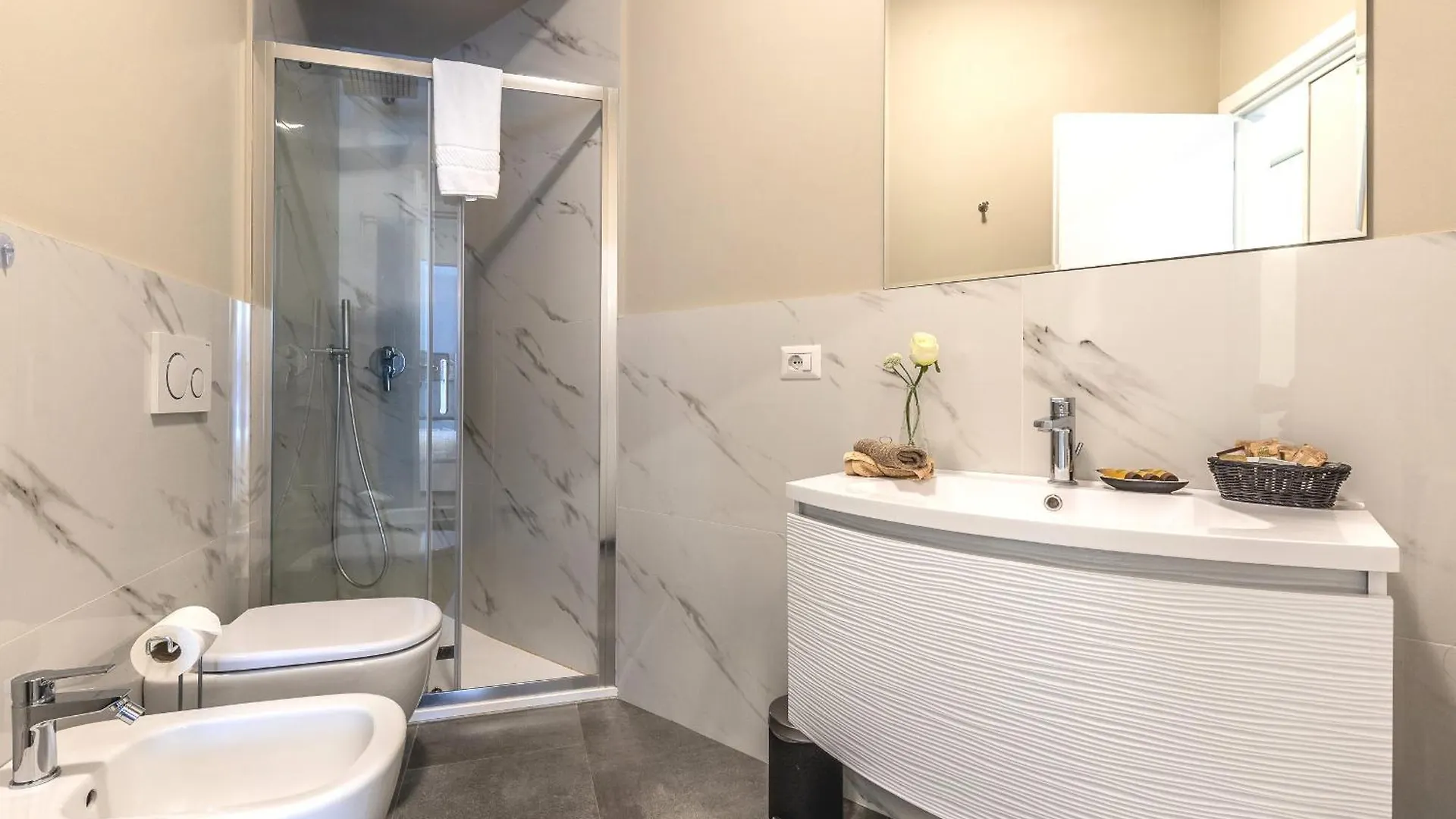 Daire Stayeasy Cavalcanti - 3 Bedrooms, 2 Baths - Central Station Milano İtalya